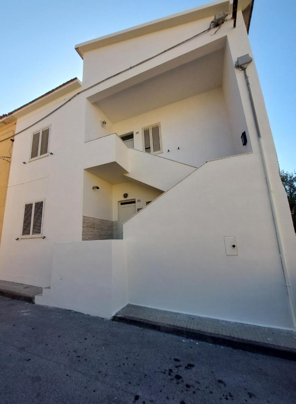 ארזח'ינה Elizabeth Guest House מראה חיצוני תמונה